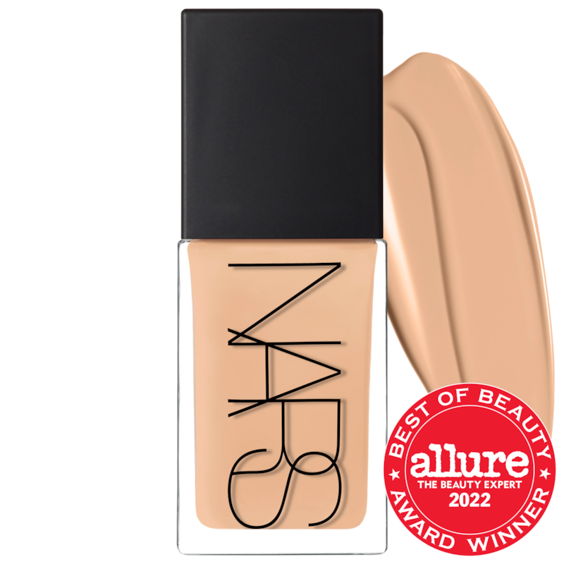 Light Reflecting Skin Improving Medium Coverage Foundation with Cacao Peptides