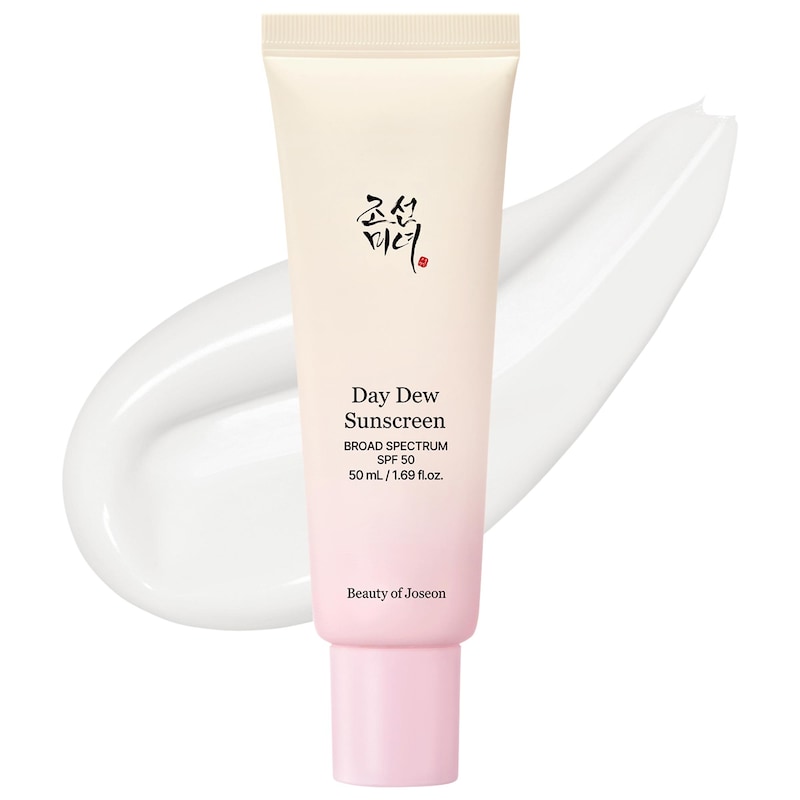 Day Dew Sunscreen Lightweight Water-Resistant SPF 50