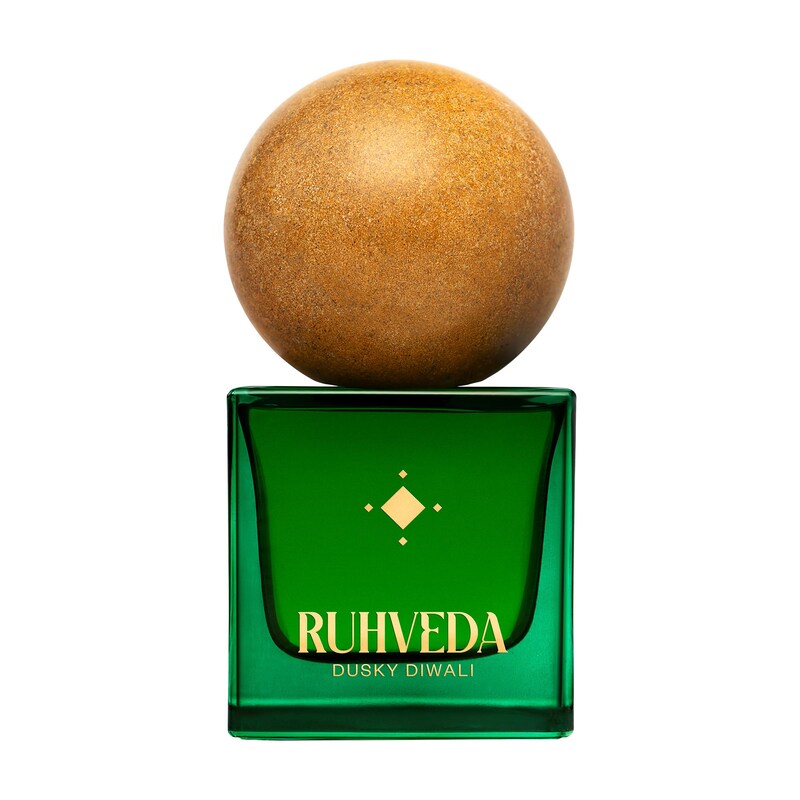 DUSKY DIWALI Eau de Parfum with Pistachios